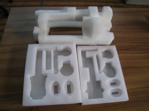 �����޳���